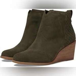 TOMS Clare Olive Night Suede/Embossed Waffle Wedge Boots Booties Size 11 NEW